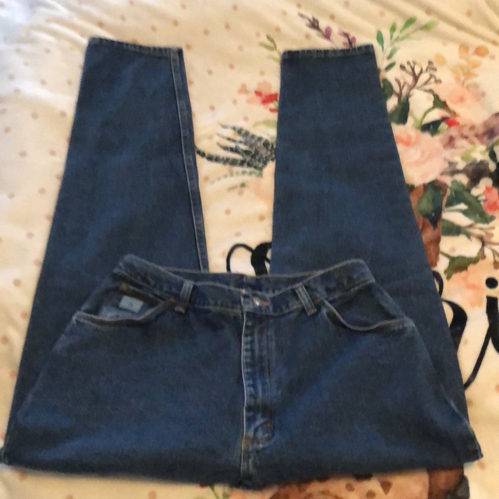 Wrangler Straight Women’s Jeans. 14 x 34